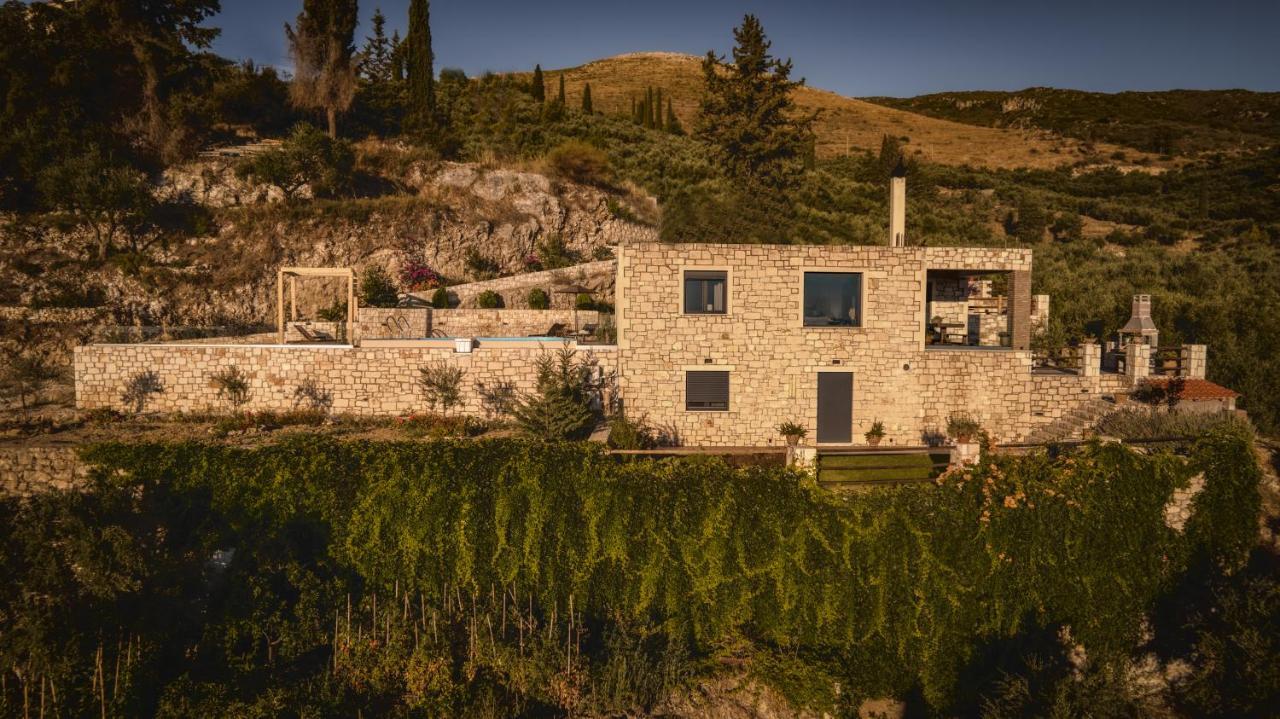Vila Violet Private Stone *